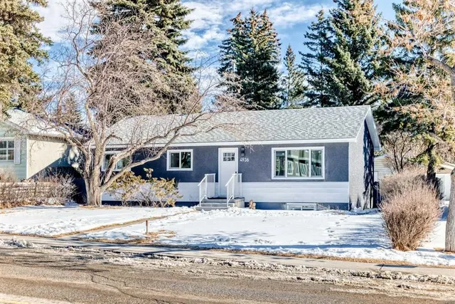 4936 45 St, Calgary 2