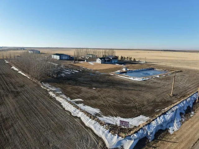 102082 RGE RD 123, Rural Forty Mile No. 8, County of 2