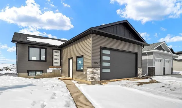 3442 Victory Way, Olds 2