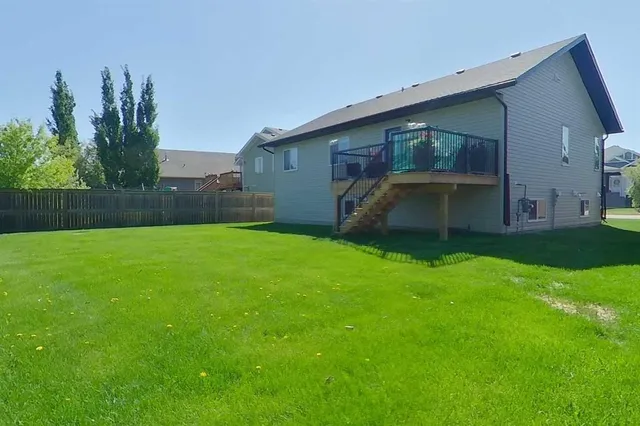 908 7 Ave, Slave Lake 2