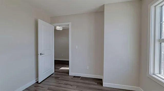 282 Alpine Ave, Calgary 5
