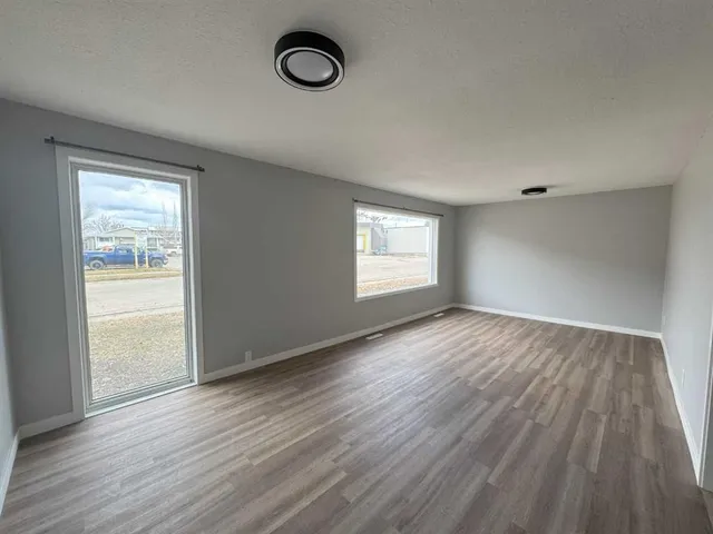10021 106 Ave, Grande Prairie 4