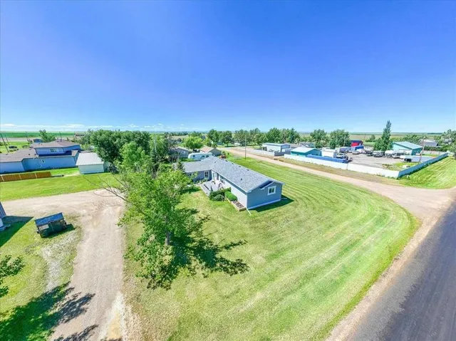 513 Railway Ave, Rural Vulcan County 3