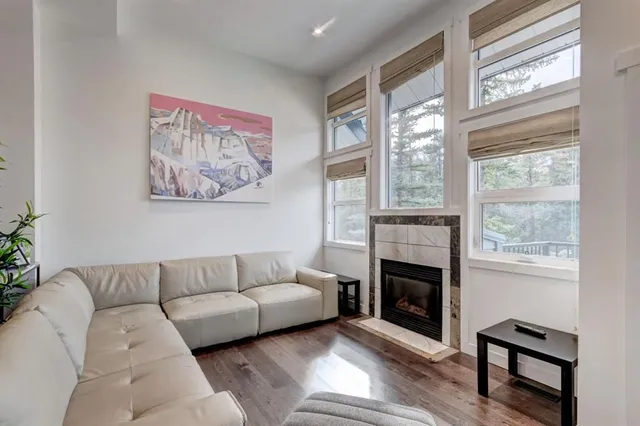 242 Benchlands Terr #18, Canmore 3