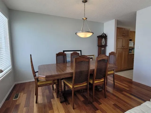 7110 99A St, Peace River 5
