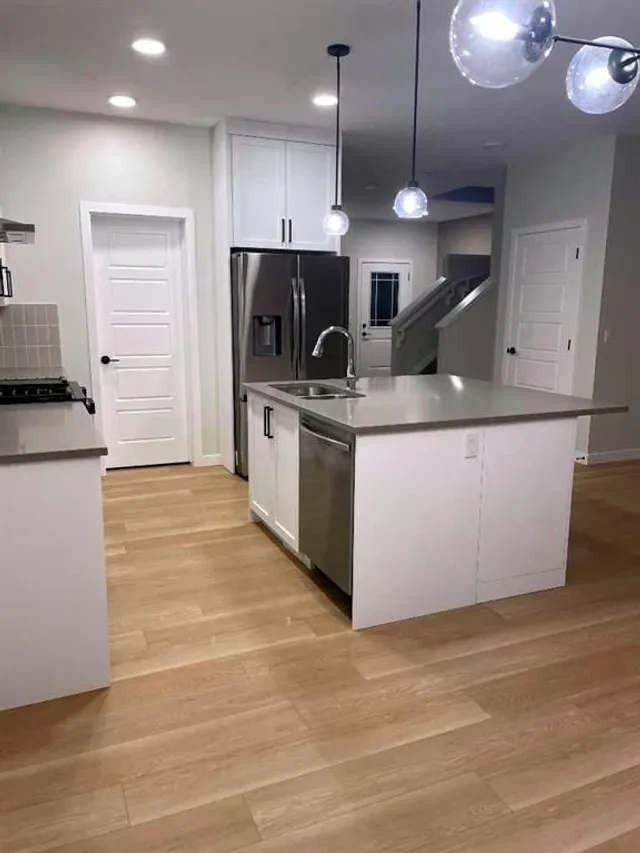 213 Bayview Pk, Airdrie 2