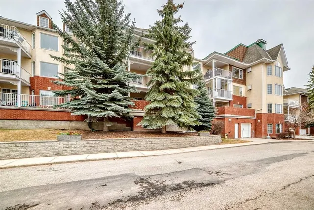 3202 Sienna Park Green, Calgary 2