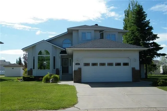 5606 46 Ave, Forestburg 2