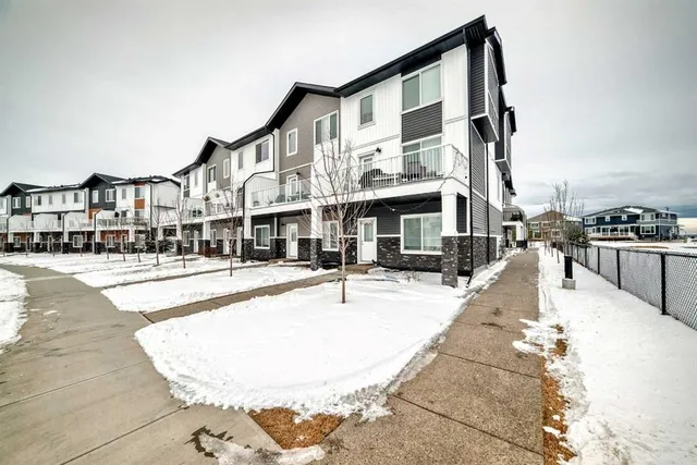 280 Chelsea Rd #604, Chestermere 2