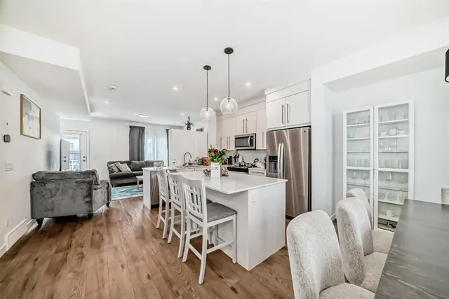 280 Chelsea Rd #604, Chestermere 5
