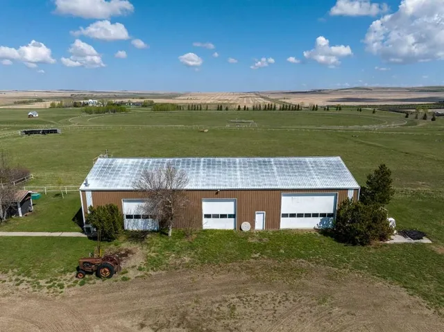 185038 Range Road 241, Milo 2