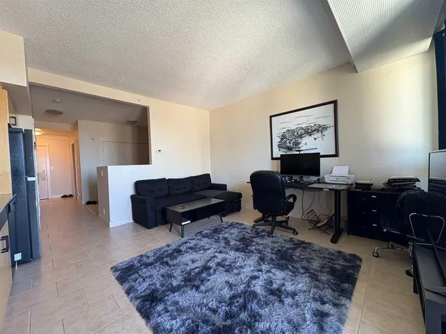 8880 Horton Rd #1315, Calgary 3