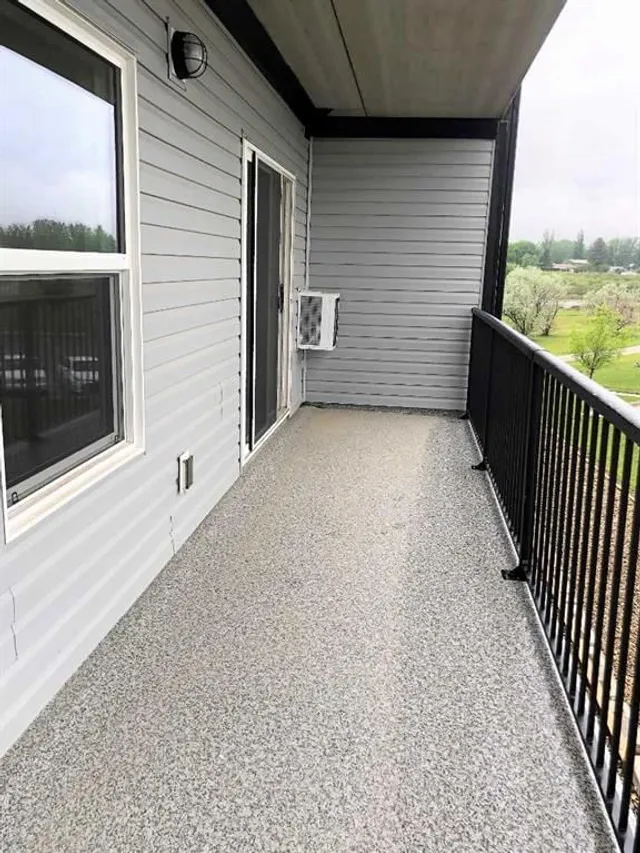 499B Meadow Lake Court #205, Brooks 5