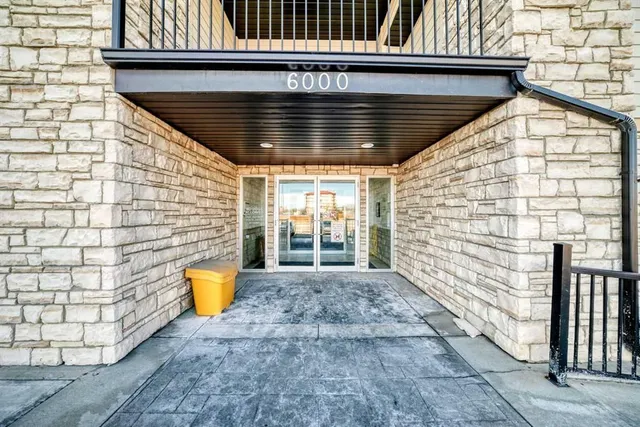 304 Mackenzie Way #6310, Airdrie 3