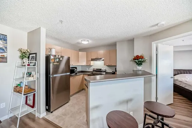 304 Mackenzie Way #6310, Airdrie 5