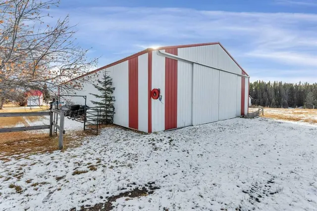 31442 Range Road 45, Rural Mountain View County 3