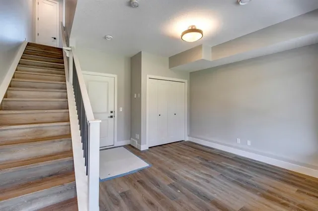 81 Royal Elm Green, Calgary 3