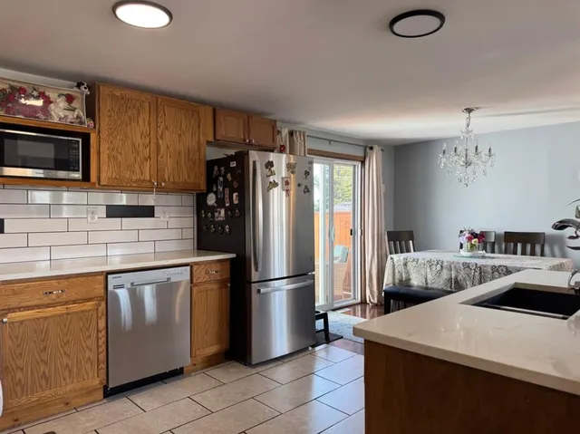 4631 54 St, Rycroft 5