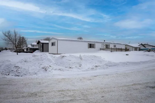 101 Clausen Cres, Fort McMurray