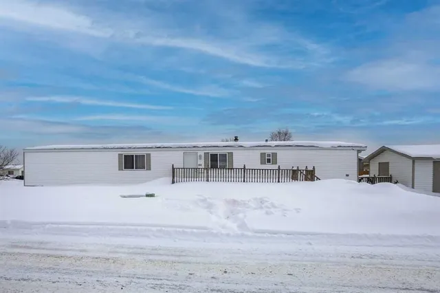 101 Clausen Cres, Fort McMurray 2