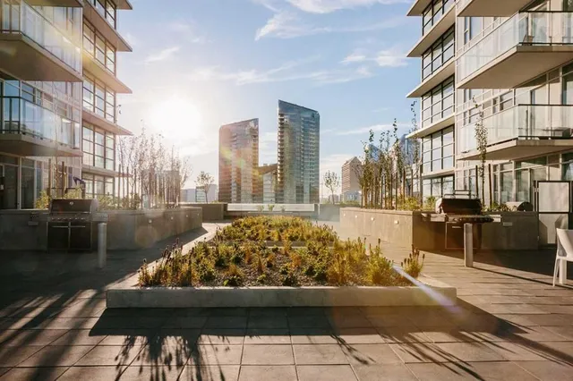 1188 3 St #706, Calgary