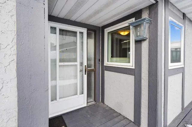 96 Norquay Hts, Calgary 4