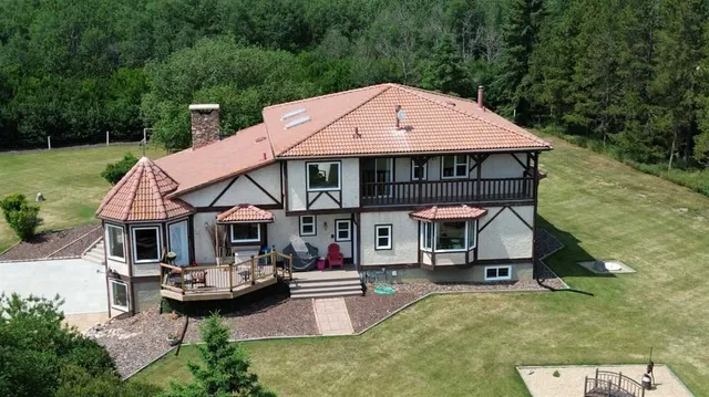 19438 TWP RD 430, Rural Camrose County 2