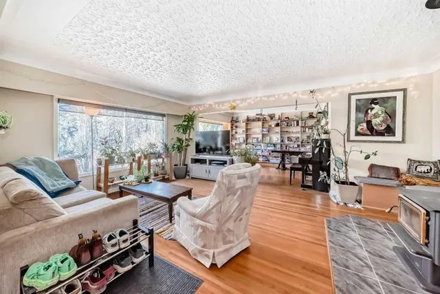 2328 Capitol Hill Cres, Calgary 3