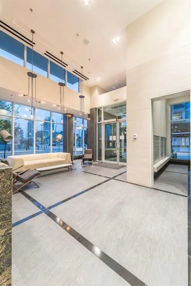 550 Riverfront Ave #1205, Calgary 4