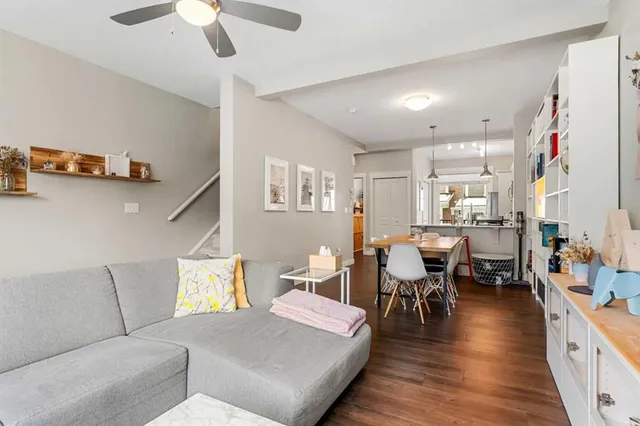 355 Nolancrest Hts #203, Calgary 3