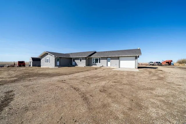 95012 Range Road 105, Rural Forty Mile No. 8, County of 2