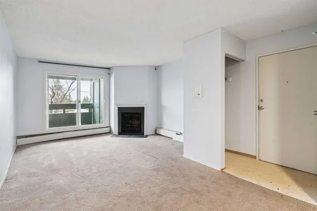 315 Southampton Dr #6310, Calgary 2