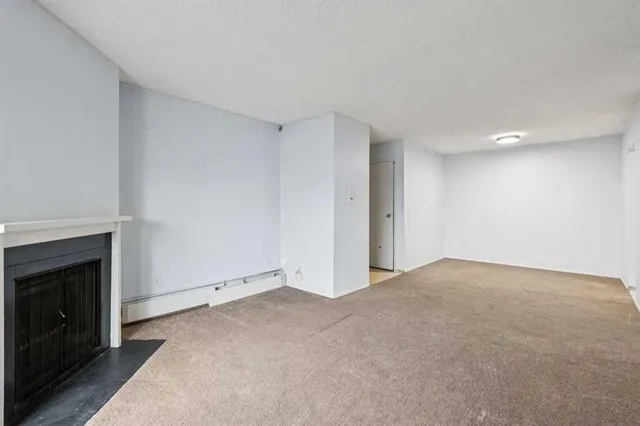 315 Southampton Dr #6310, Calgary 3