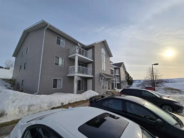 8520 99 Ave #202, Peace River 2