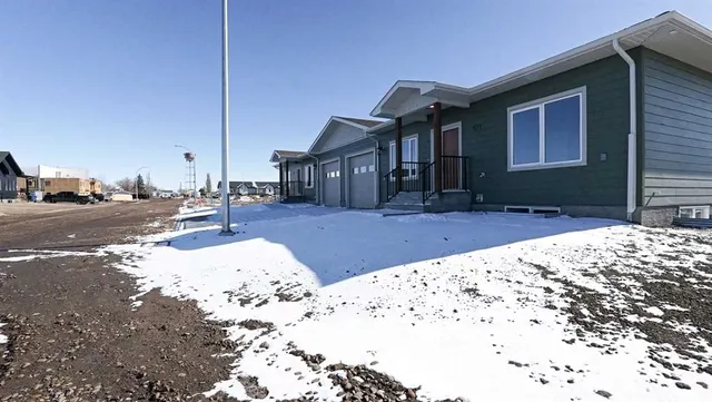 171 Parkview Cres, Bow Island 2