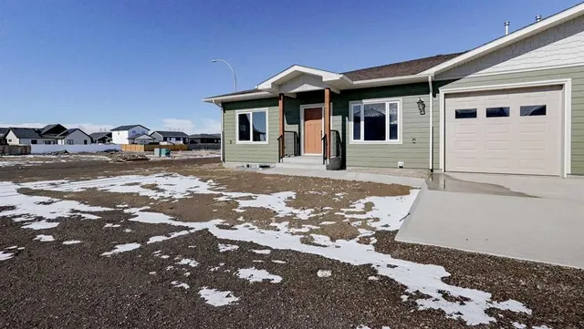 240 Parkview Lane, Bow Island 2