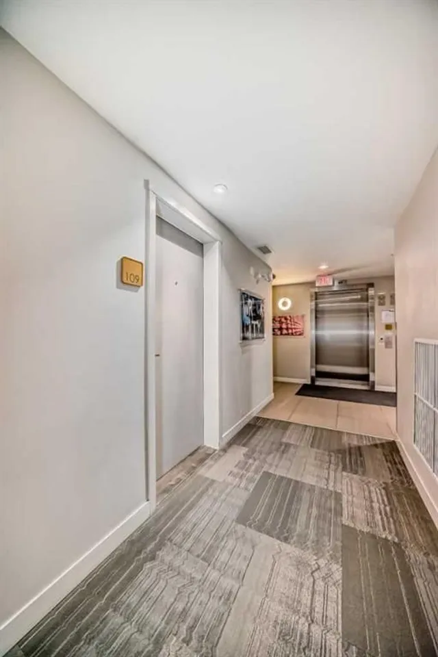823 5 Ave #109, Calgary 5