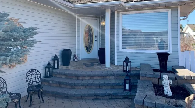 9106 93 Ave, Lac La Biche 2