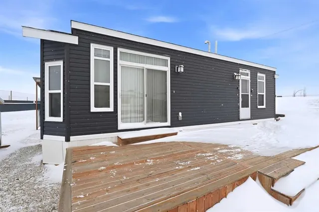 25054 South Pine Lake Rd #6120, Rural Red Deer County 3