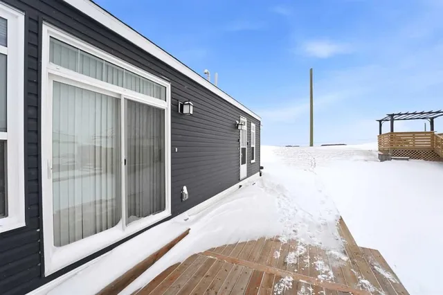 25054 South Pine Lake Rd #6120, Rural Red Deer County 4