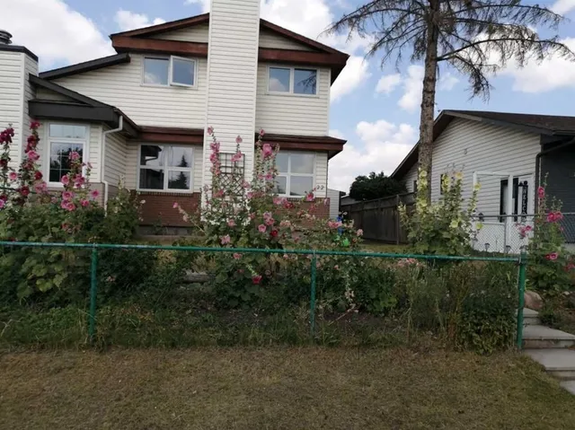 22 Whitman Close, Calgary 3