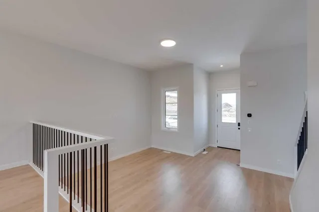 1273 Creekview Dr, Calgary 5