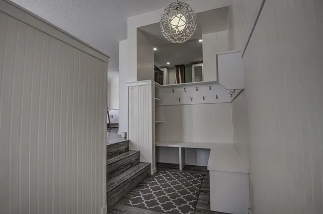 8408 Berkley Rd, Calgary 2