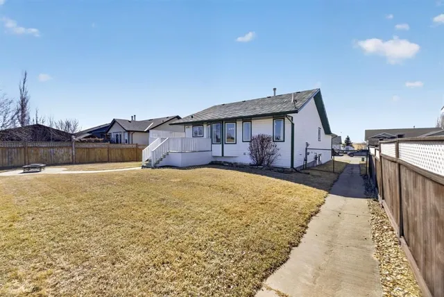 505 1 St, Linden 4
