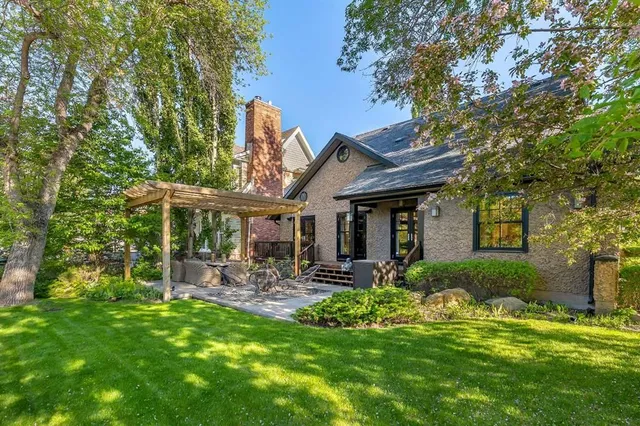 239 37 Ave, Calgary 3