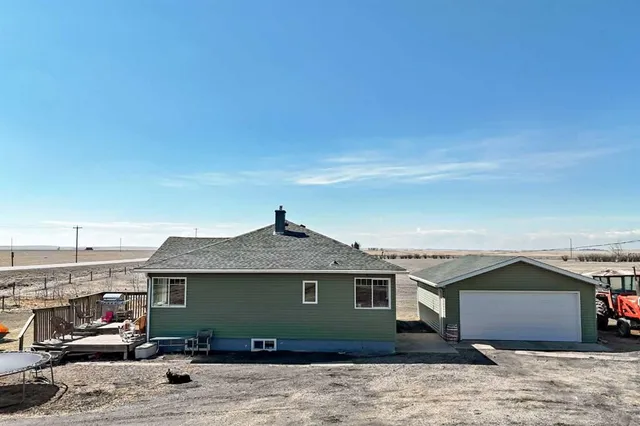 225074 Highway 561, Rural Wheatland County 3