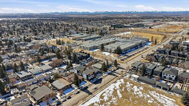2135, 2139, 214 50 Ave, Calgary 4