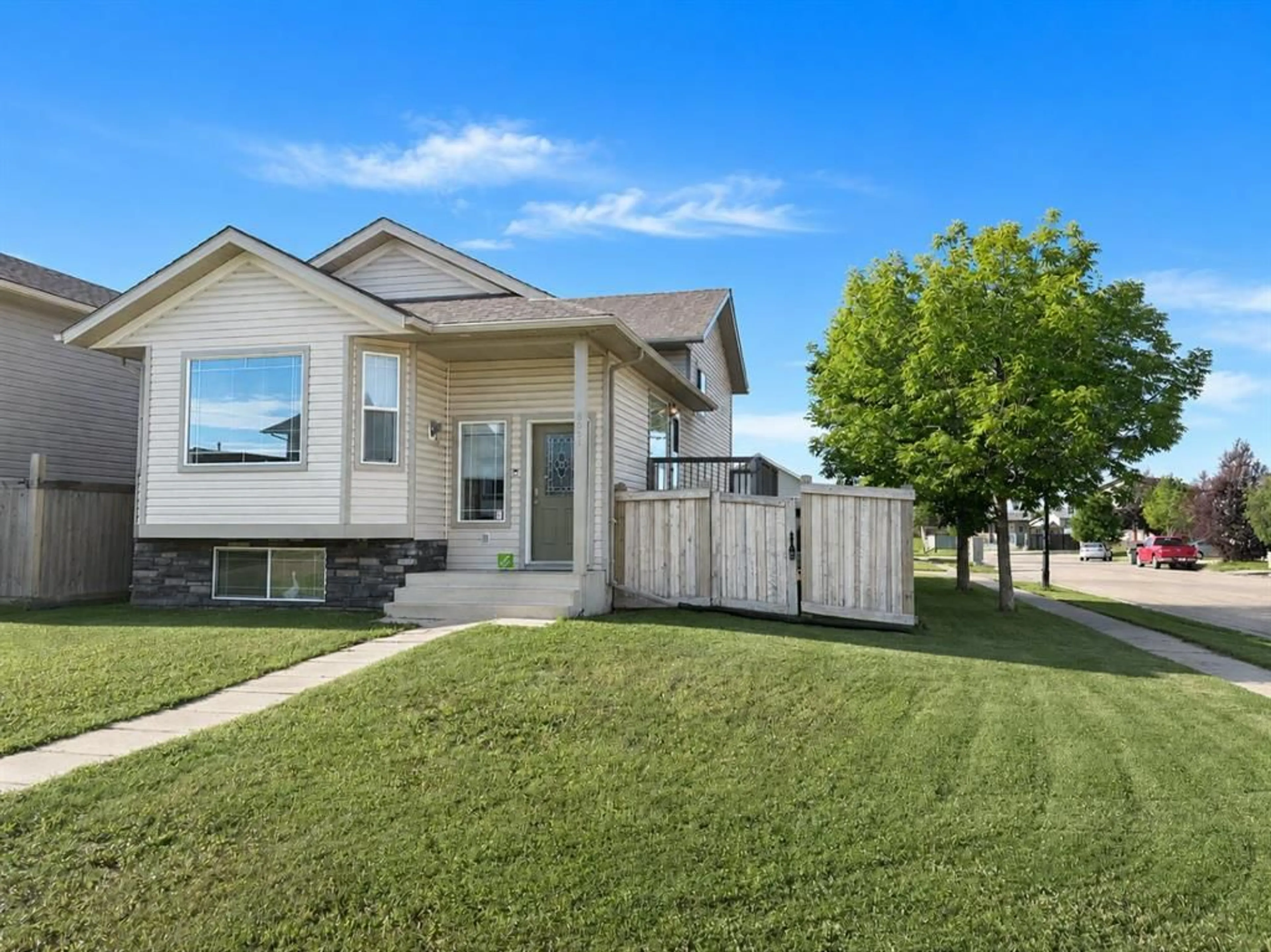 pillar/IMG-A2302650_2.jpg