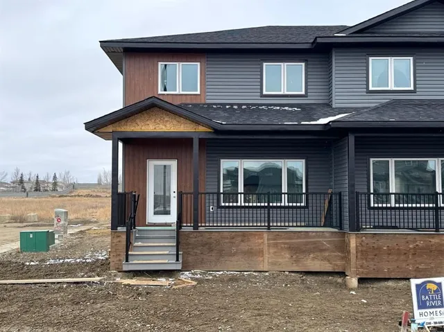 6336 26 Ave, Camrose