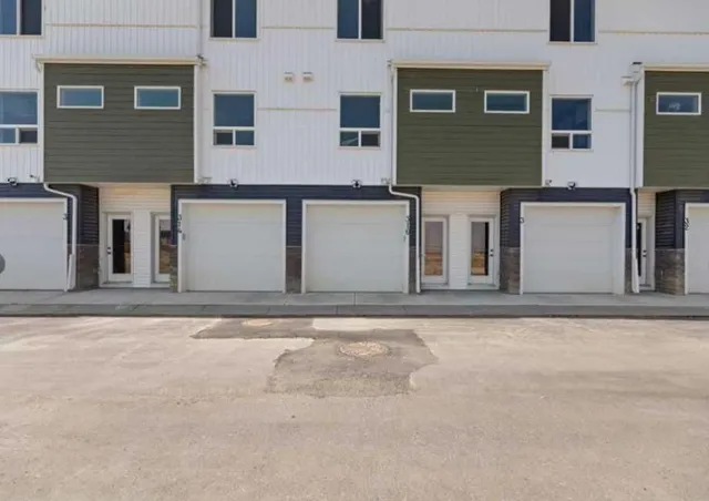 52 Red Sky Villas #314, Calgary 4